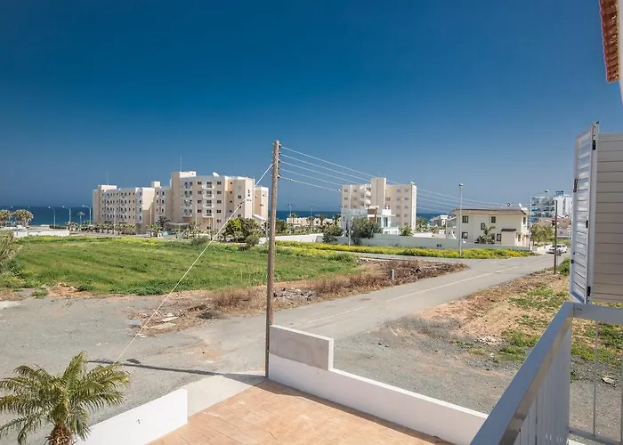 Tonia Seaview * Protaras