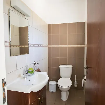Tonia Seaview Villa Protarász