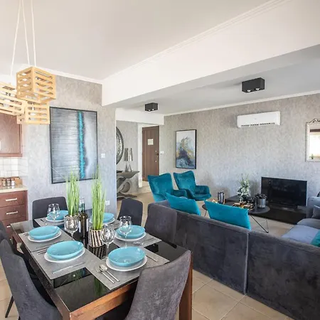 Tonia Seaview Protaras