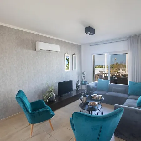 Villa Tonia Seaview *