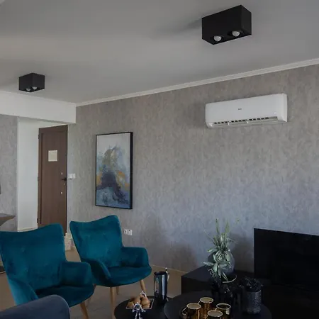 Tonia Seaview Villa *