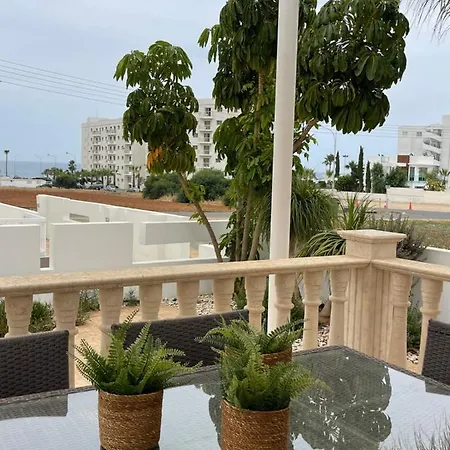 Vilă Tonia Seaview *