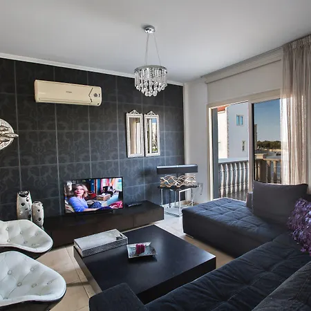 Tonia Seaview * Protaras