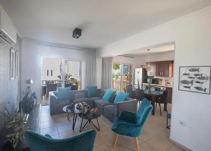 Tonia Seaview * Protaras