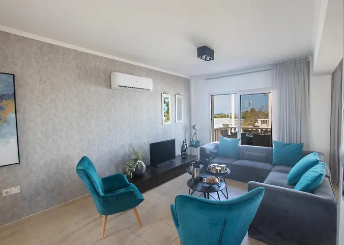 Vila Tonia Seaview *