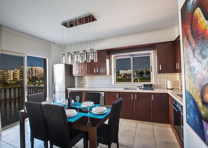 Vila Tonia Seaview *