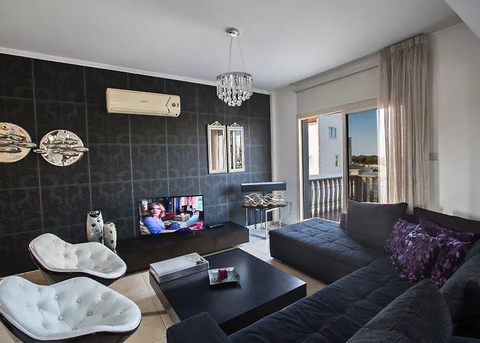 Tonia Seaview * Protaras