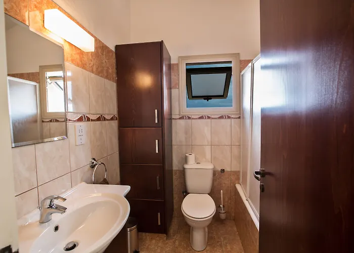 Vila Tonia Seaview Protaras