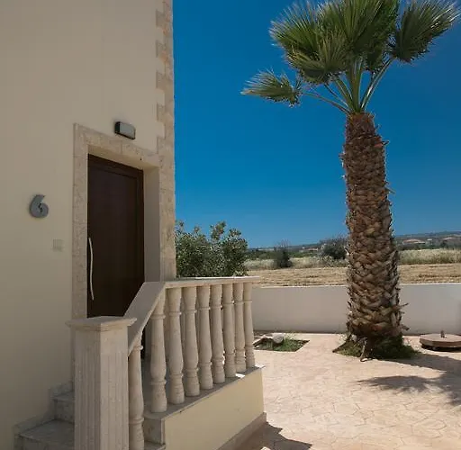 Tonia Seaview Vila Protaras